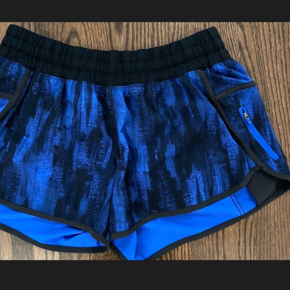 Lululemon 4" Shorts